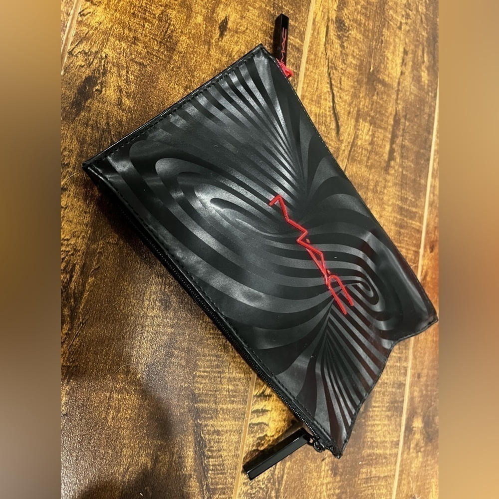 Mac makeup pouch